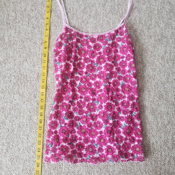 Pink sheer floral lace tanktop - Picture 3 of 8